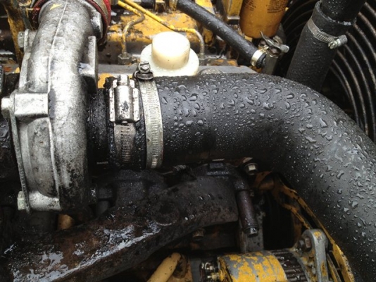 ขายรถขุดล้อยาง KOMATSU PW100-3 sn:3506  Yr.2000 สภาพดีครับใช้งานได้เลย  ราคาไม่สูงครับ โทรมานะ 085-9049669