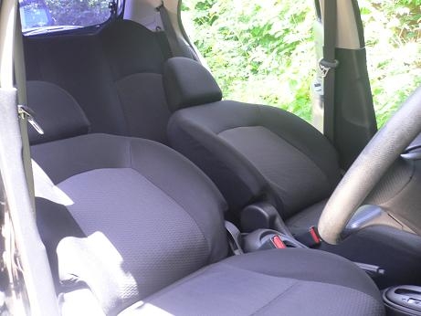 ขายรถ NISSAN MARCH 1.2 V ปี 2010 สีดำ เกียร์ออโต้ ตัวTop