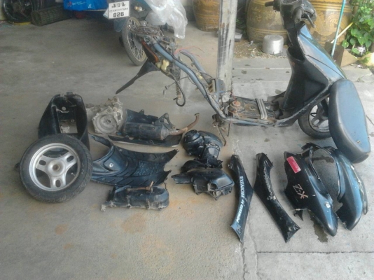 ขายเหมา อะไหล่รถป็อป Dio ZX af34 ตามรูป ราคาต่อรองได้ สนใจสอบถาม คุณพรเทพ โทร 0844573458