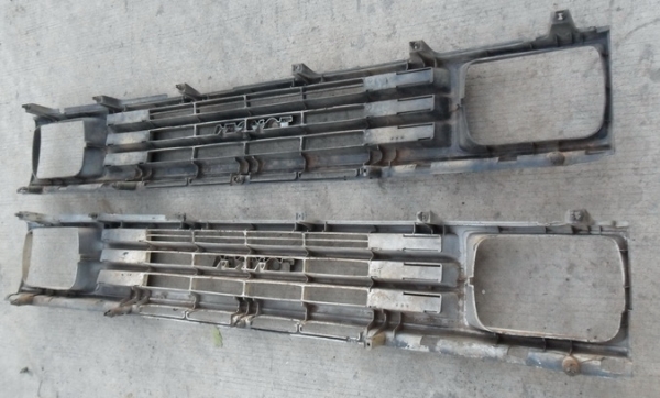 หน้ากระจัง HERO สีขาว