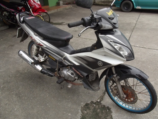 Yamaha X1 คลัทซ์มือ