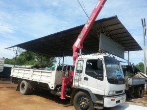 ขายรถหกล้อ อิซูซุ 195 แรง  ติดเครน