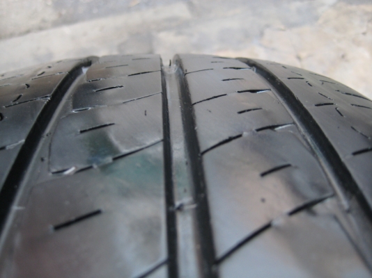 ขายแม็ก toyota 6รู พร้อมยางปี 12  พึ่งถอดจากรถ