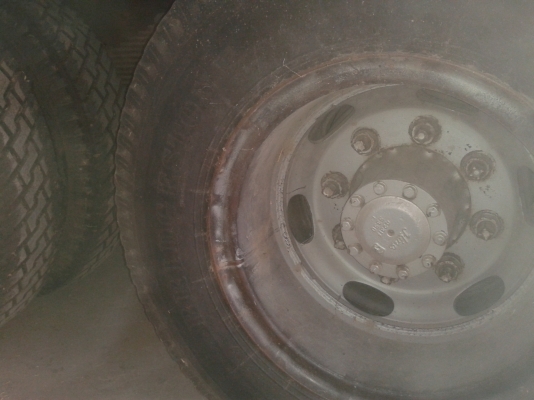 ขายฮีโน่ประกอบ 220 เพลาเดียวไม่ดั๊ม สวยๆ รายละเอียดอื่นๆ โทร0872546421บอยรับสายจ้า