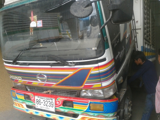 ขายฮีโน่ประกอบ 220 เพลาเดียวไม่ดั๊ม สวยๆ รายละเอียดอื่นๆ โทร0872546421บอยรับสายจ้า