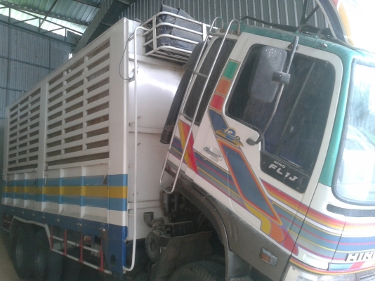 ขายฮีโน่ประกอบ 220 เพลาเดียวไม่ดั๊ม สวยๆ รายละเอียดอื่นๆ โทร0872546421บอยรับสายจ้า