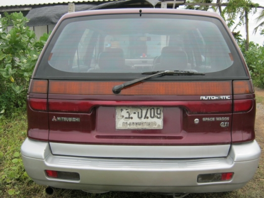 Space Wagon รถครอบครัวติดแก๊สแล้วพร้อมใช้ไม่แพงครับ