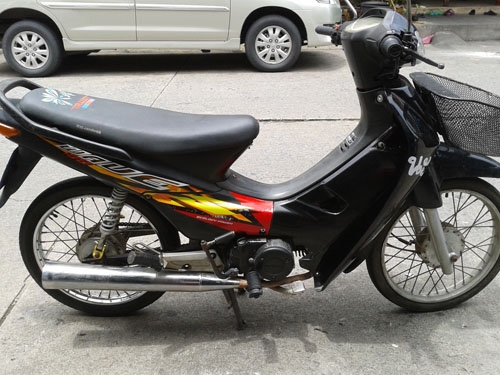 wave100ปี46 สีดำ เครื่องดีเดิมๆเอกสารครบ ชุดสีสด สนใจมาลองขับได้จ้า wave100ปี46 สีดำ เครื่องดีเดิมๆเอกสารครบ ชุดสีสด สนใจมาลองขับได้จ้า