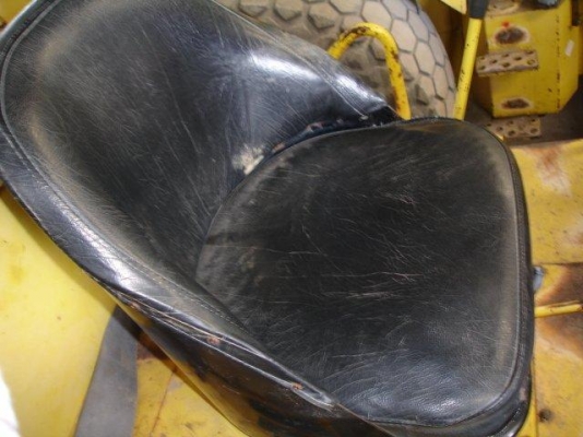 SAKAI SV500TF 2 เปลือก 2 เพลา รถนอกนำเข้า ไม่เคยใช้งานในเมืองไทย ขายถูกครับ