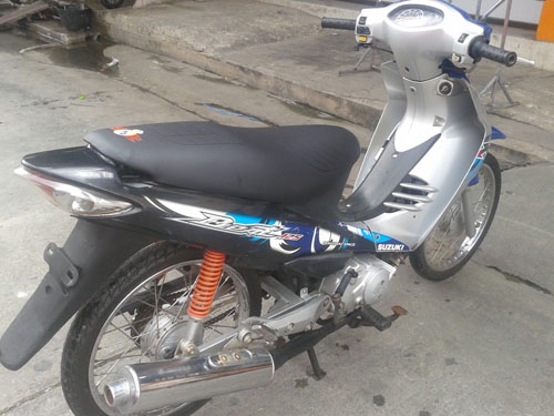 suzuki best ปี 50 รถบ้าน เดิมๆ ชุดสีสวย มีเล่ม เอกสารครบ ทดลองขับก่อนได้จ้า