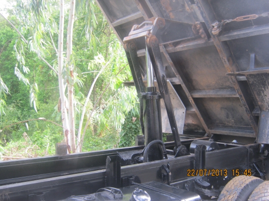 ขายหกล้อดั้มISUZU เดกก้า210 6HH1สภาพสวยๆพร้อมใช้งาน