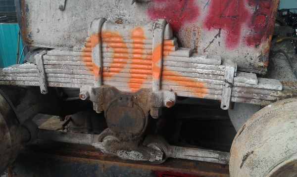 ขายช่วงล่างISUZU210ของนอกสภาพดี มี2 ชุด