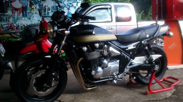 KAWASAKI ZEPHYR 1100 เสียสรรพสามิตแล้ว
