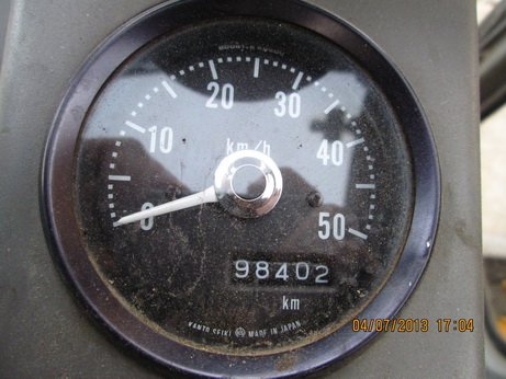 รถขุด-KOBELCO_SK100W#YE02-2409_2003YR