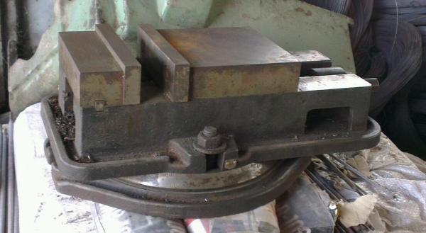 Sell> ปากกาหมุนองศาได้ 15x30cm กว้างxยาว เฟืองยังแน่น จัดส่งครับ 088-505-3524 แบงค์ นครปฐม