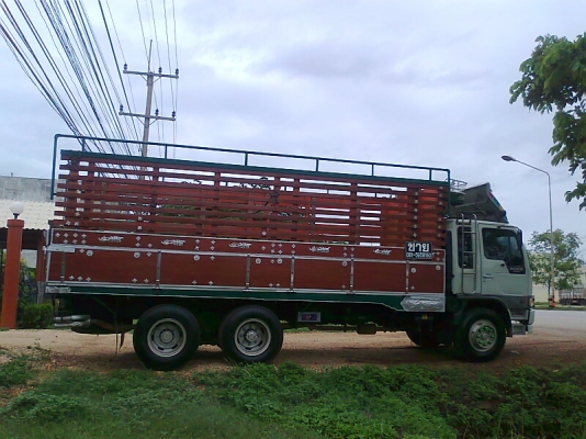 ขาย..รถสิบล้อ HINO FL 3H รถปี 39 เครื่องดี คัสซีสวย เก๋งสวย รถสวย พร้อมใช้งาน มีทะเบียนครบ.