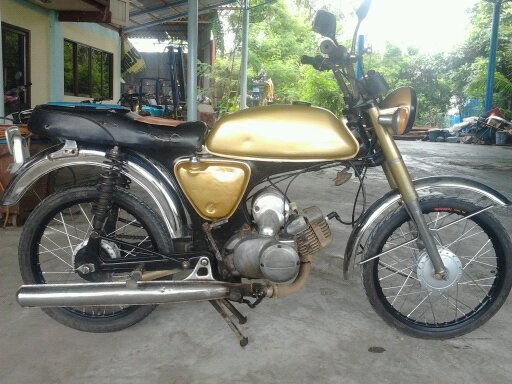 ขาย SUZUKI A 100 มีทะเบียน เครื่องดี สภาพตามรูปครับ