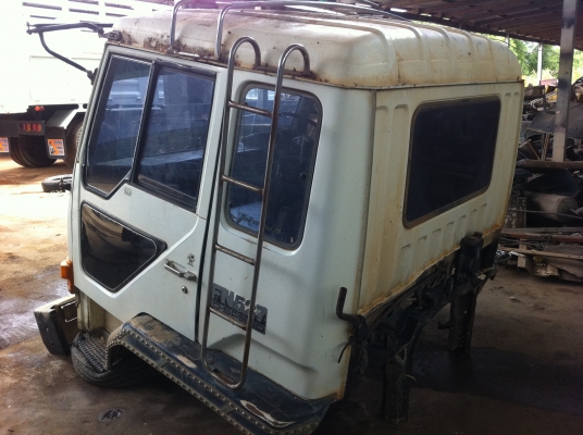 หัวเก๋งมิตซู FUSO