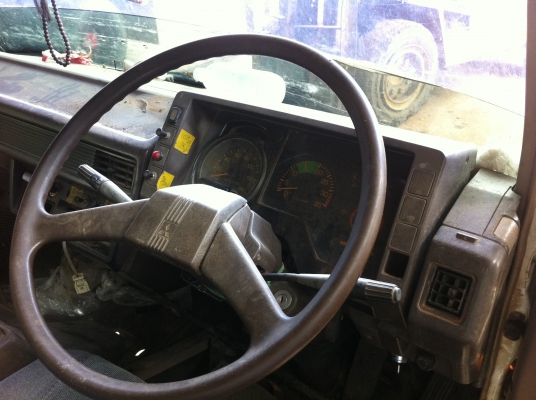 หัวเก๋งมิตซู FUSO