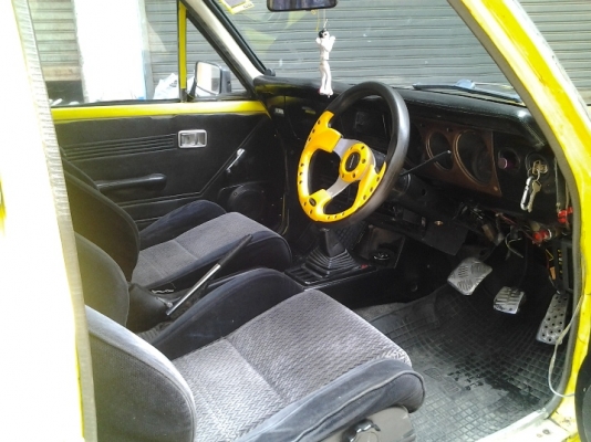 ขายke10สปอต2ประตูครับเครื่องดีมากเอกสารพร้อมโอนครับ33900สนใจ0853647170