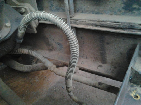 ***ขายแล้วครับขอบคุณ Truck2hand ขาย10ล้อ2เพลาดั๊ม"ไอ้โบ้"ISUZU JUMBO 200 วางเครื่อง6BG1 175HP (ลงเล่ม)แห้งแรงดี ไม่หลวมอึดทน ช่วงล่างใหญ่12นิ้วเต็มคัสซีดีหักไม่ดาม กระบะดั๊มเหล็กสภาพดีข้างดีไม่มีผุ ยางดี10เส้น หัวบางเดิมมีผุบ้างภายในดี คอนโซลครบ