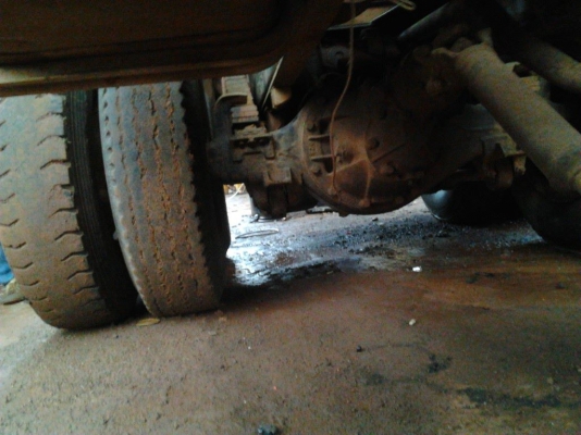 ***ขายแล้วครับขอบคุณ Truck2hand ขาย10ล้อ2เพลาดั๊ม"ไอ้โบ้"ISUZU JUMBO 200 วางเครื่อง6BG1 175HP (ลงเล่ม)แห้งแรงดี ไม่หลวมอึดทน ช่วงล่างใหญ่12นิ้วเต็มคัสซีดีหักไม่ดาม กระบะดั๊มเหล็กสภาพดีข้างดีไม่มีผุ ยางดี10เส้น หัวบางเดิมมีผุบ้างภายในดี คอนโซลครบ