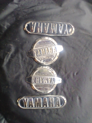 ต้องการขาย แผ่นโลโก้ วิราโก้ 750 cc