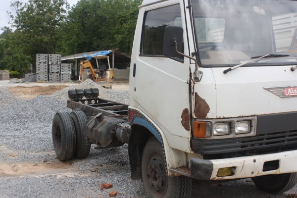 ขาย 6 ล้อ HINO KM777