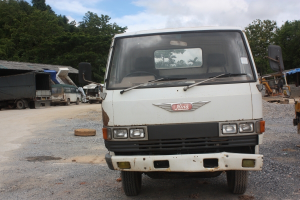 ขาย 6 ล้อ HINO KM777
