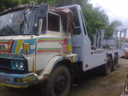 ขายเทเลอร์พร้อมรถเกี่ยว