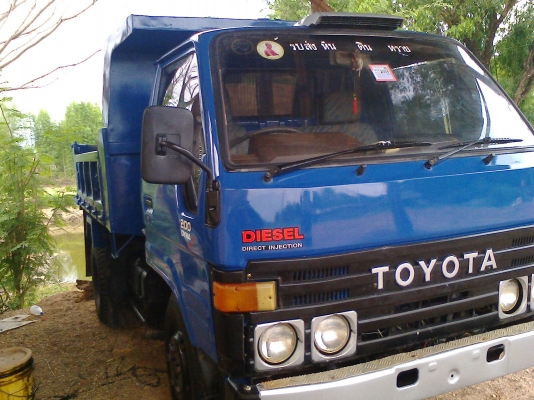 6 ล้อดั๊มTOYOTA BU61 ปี 33 รถ 3 คิว