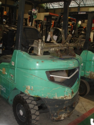 ขายรถฟอร์คลีฟท์ติดแก๊ส MITSUBISHI FGE20T เสา3 เมตรออโต้ ปี2004 รถนอกนำเข้า ติดต่อมานะ 085-9049669