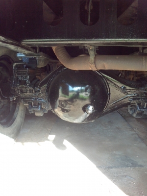 ขาย  10 ล้อ ISUZU  240 หัวขาวตัวสุดท้าย เดิมๆ พร้อมใช้งาน