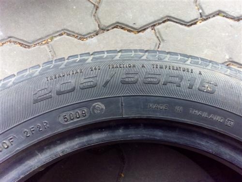 ขาย ยางขอบ 16 goodfyear 205/55R16 ปี09 สภาพสวยๆ 4 เส้น 2500 T.088-879-9838 0877-299-399 K.AE ขาย ยางขอบ 16 goodfyear 205/55R16 ปี09 สภาพสวยๆ 4 เส้น 2500 T.088-879-9838 0877-299-399 K.AE