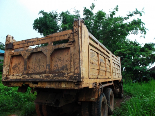 ขายด่วนรถสิบล้อหลงTDชีL5302เครือง195แรงม้าปี40