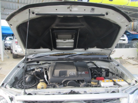 vigo 3.0G MT 4WD Double Cab สีบรอนด์เงิน ปี2004