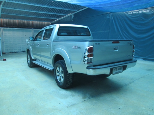 vigo 3.0G MT 4WD Double Cab สีบรอนด์เงิน ปี2004