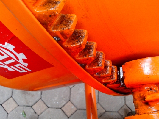 ขายโม่ผสมคอนกรีตมือสองสำหรับงานขนาดเล็ก ผสมดิน,ปุ๋ย,อาหารสัตว์ DIY ปูนครึงลูก สภาพใหม่ ร้านวันชัยก่อสร้าง โทร.086-5292215 ถนนเทพารักษ์-บางพลี ร้านเก่าเจ้าเดิม ขายโม่ผสมคอนกรีตมือสองสำหรับงานขนาดเล็ก ผสมดิน,ปุ๋ย,อาหารสัตว์ DIY ปูนครึงลูก สภาพใหม่ ร้านวันชัยก่อสร้าง โทร.086-5292215 ถนนเทพารักษ์-บางพลี ร้านเก่าเจ้าเดิม