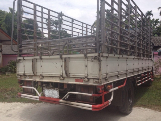 ***ขายแล้วครับขอบคุณ Truck2hand ขาย6ล้อสภาพสวยๆ.NPR130TURBO ห้างแท้ปี51 เครื่องเดิมเกียร์เดิม ช่วงล่างเดิมๆคัสซีสวยมากไม่มีช้ำกระบะคอกเหล็กยาว 5ม.สภาพดีไม่มีผุไม่มีหัก ยางเรเดียล6เส้น หัวบางเดิมภายในสวยคอนโซลครบ พ.พาวเวอร์ แอร์ กระจกมือหมุน เอกสารครบ พร้อ