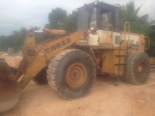 ขายรถตักล้อยาง TCM 860-2