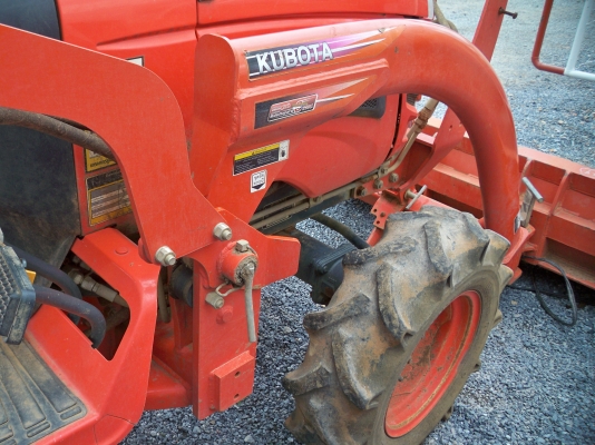 ขายรถแทรคเตอร์ B2420 มือสอง