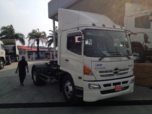 ขายรถใหม่ HINO ราคาพิเศษ