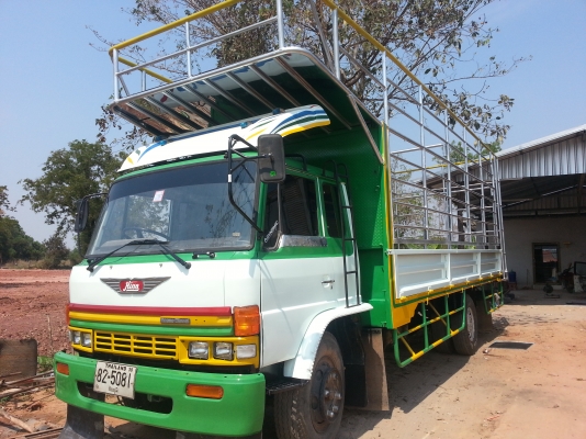 ขายรถ 6 ล้อใหญ่ HINO GD เครื่อง 168 แรง ช่วงยาว ยาง 900