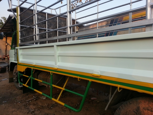 ขายรถ 6 ล้อใหญ่ HINO GD เครื่อง 168 แรง ช่วงยาว ยาง 900