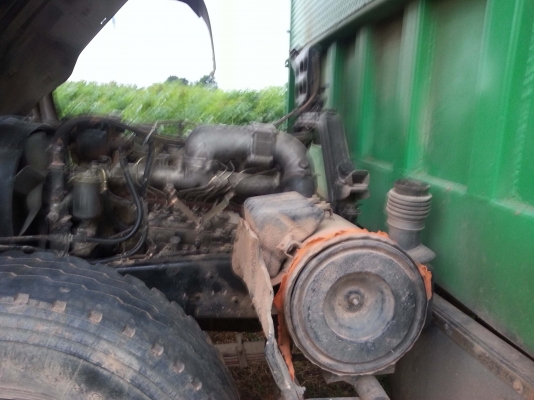 ขายรถ 6 ล้อใหญ่ HINO GD เครื่อง 168 แรง ช่วงยาว ยาง 900