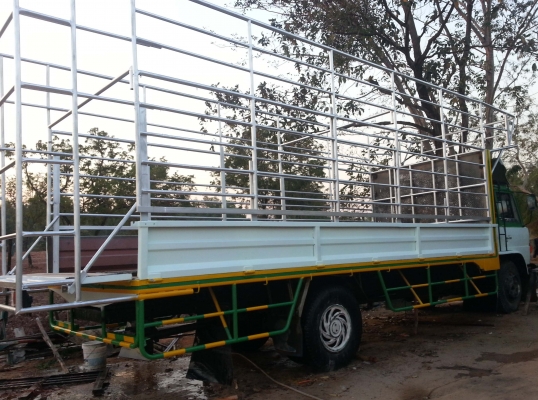 ขายรถ 6 ล้อใหญ่ HINO GD เครื่อง 168 แรง ช่วงยาว ยาง 900