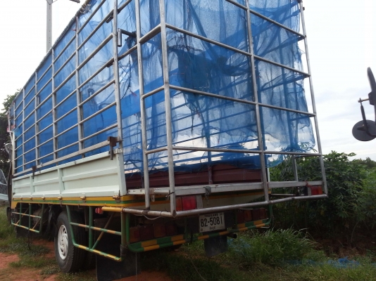 ขายรถ 6 ล้อใหญ่ HINO GD เครื่อง 168 แรง ช่วงยาว ยาง 900