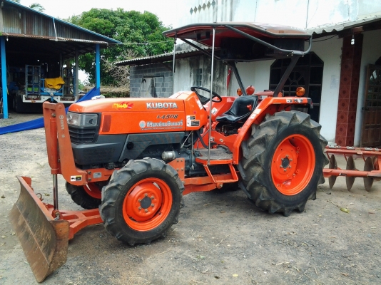 รถไถนา  M 45