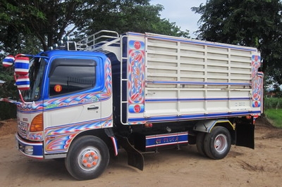 ขาย 6 ล้อ HINO สภาพสวย ขาย 6 ล้อ HINO สภาพสวย