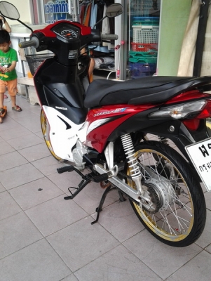 ขาย WAVE 110 i สวยๆวิ่งมา4XXXโล ราคาถูกๆครับ